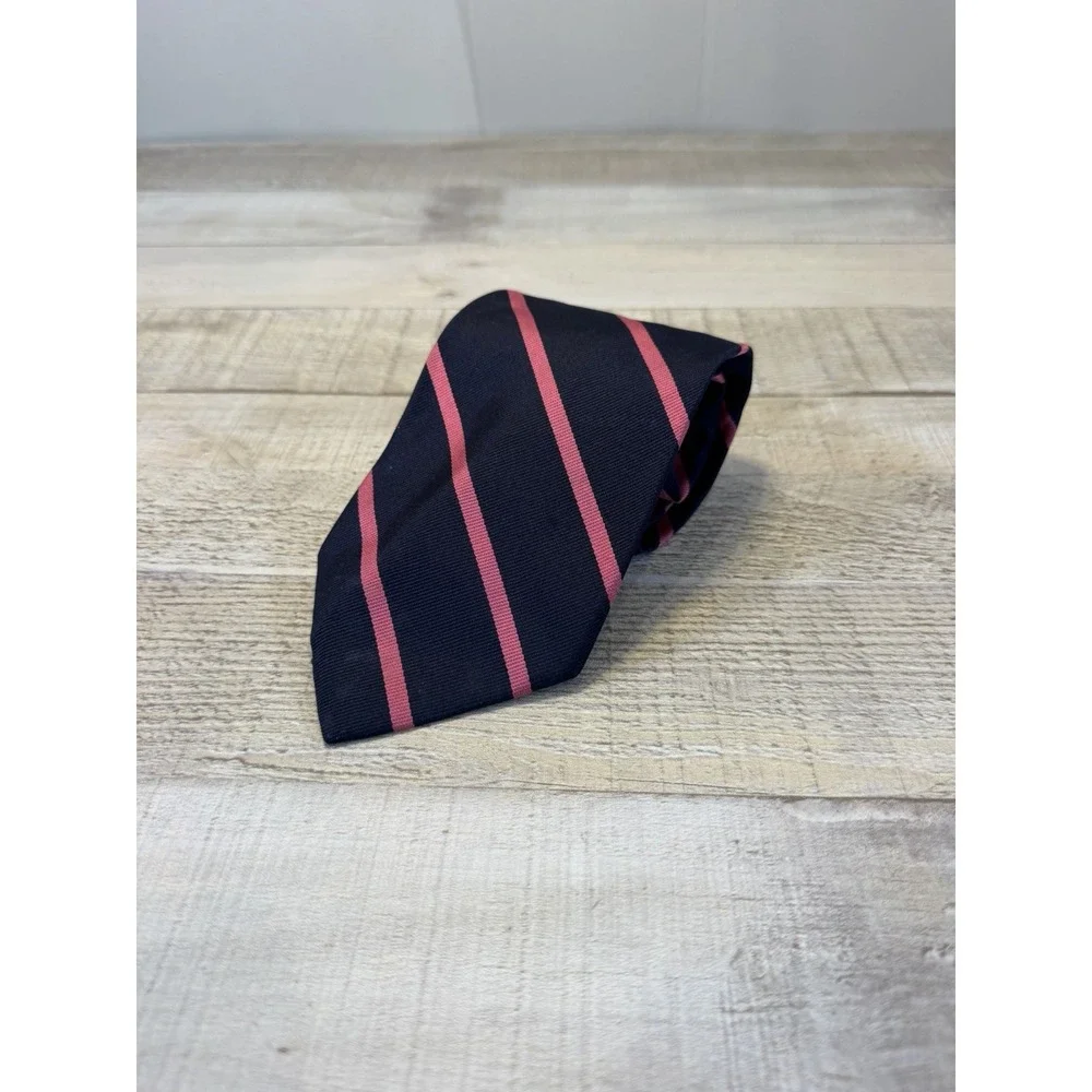 Brooks Brothers Makers Mens Silk Tie Navy Blue Pink Stripe Hand Made USA